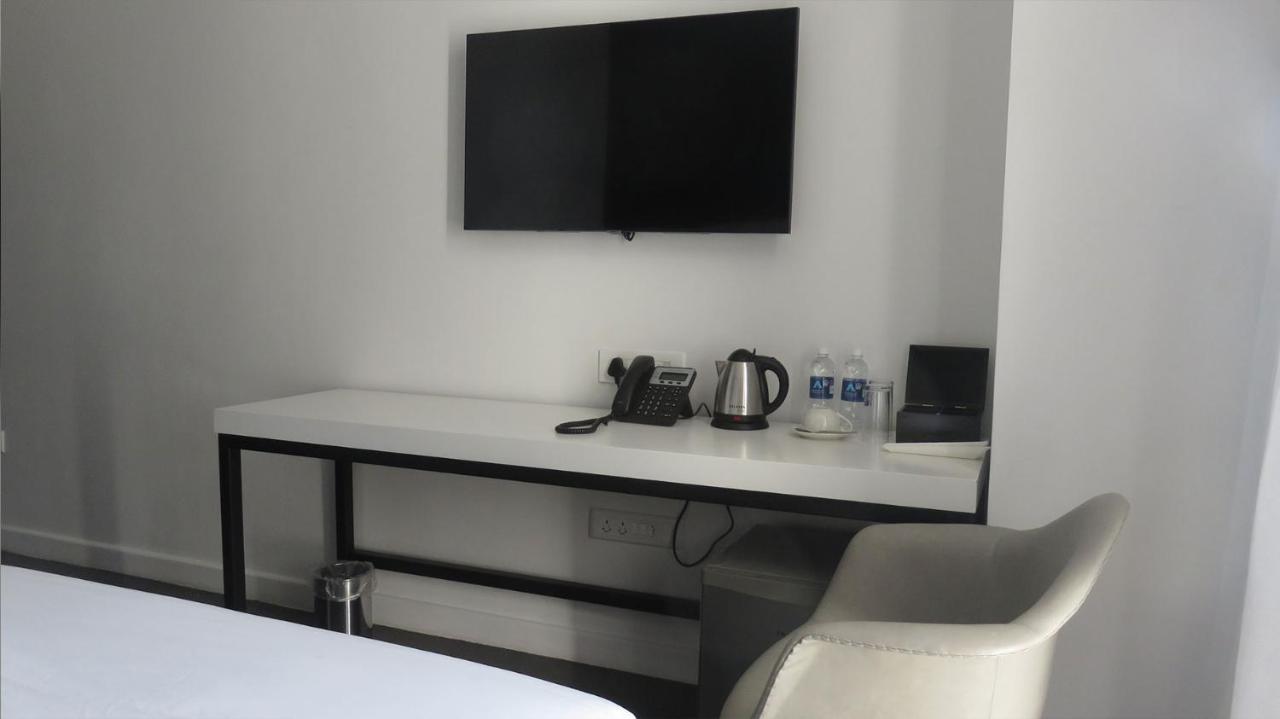 The Urban Hotel ลุซากา ภายนอก รูปภาพ