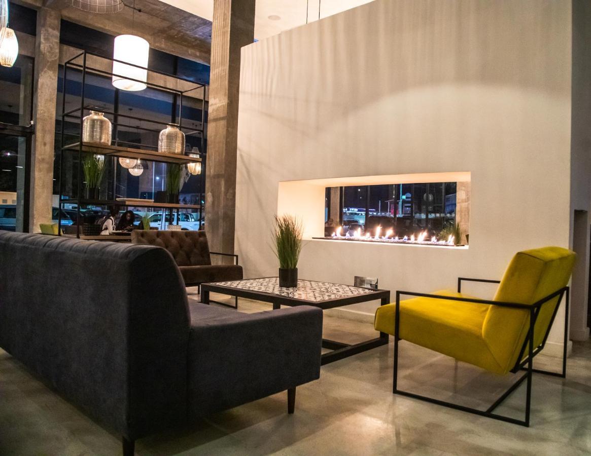 The Urban Hotel ลุซากา ภายนอก รูปภาพ