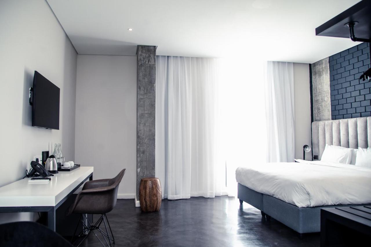 The Urban Hotel ลุซากา ภายนอก รูปภาพ