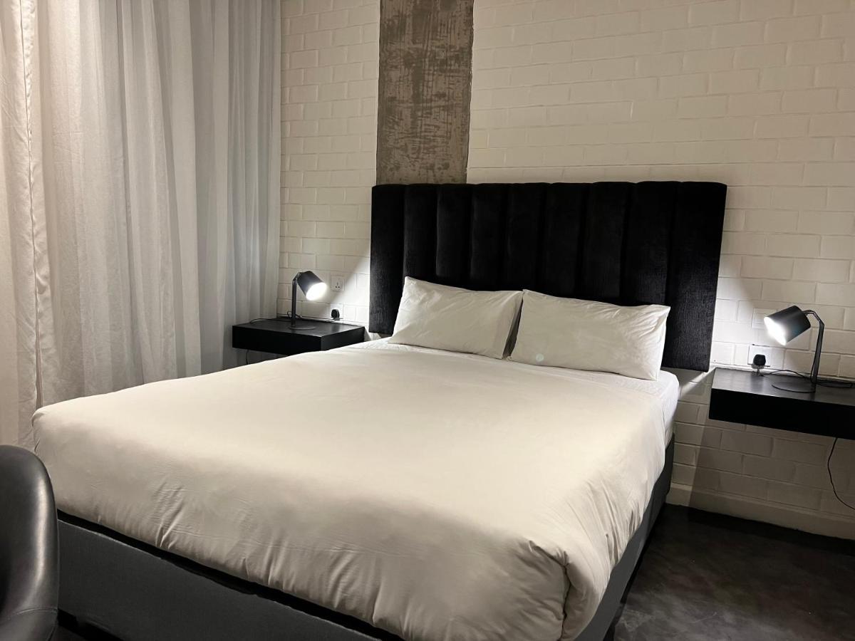 The Urban Hotel ลุซากา ภายนอก รูปภาพ